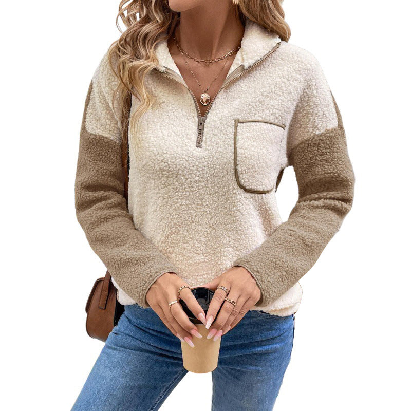 Langærmet sweater med opretstående krave, farvematching og varmt fløjlsfor