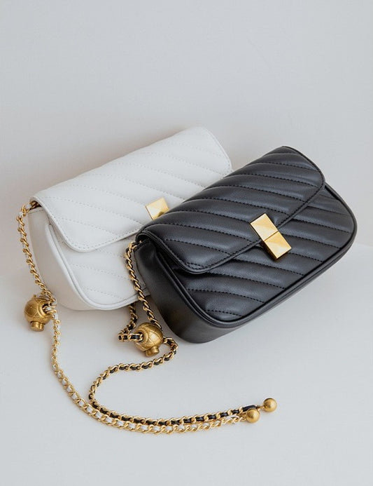 Women's Chain Lingge Shoulder Bag