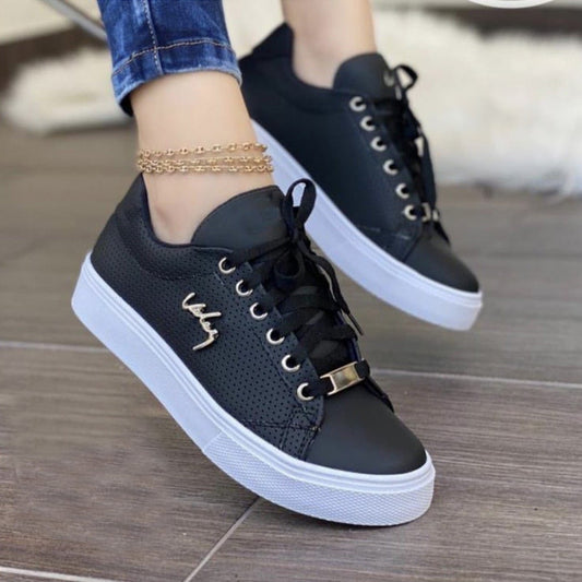 Sneakers med snøre, rund tå, åndbare, sport, lave