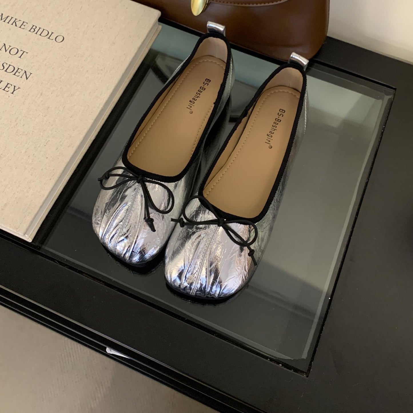 Women's Vintage Crumpled Bow Flat Shoes