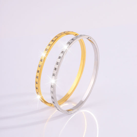 Europæisk og amerikansk ikke-falmende firkantet diamantarmbånd i rustfrit stål