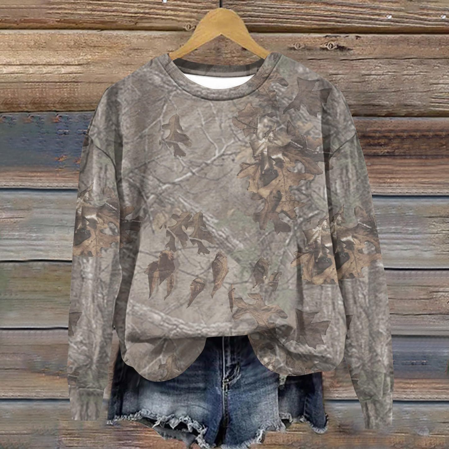 Camouflage Sweatshirt Maple Leaf Printed Crew Neck Sweatshirt