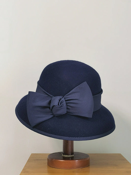 Woolen Women's Vintage Hepburn Satin Big Bow Decoration