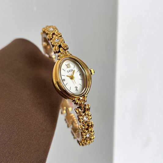 Women's Light Luxury Retro Fashion Exquisite Compact Watch