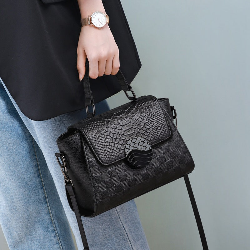 Commuter Shoulder Bag With Large Capacity