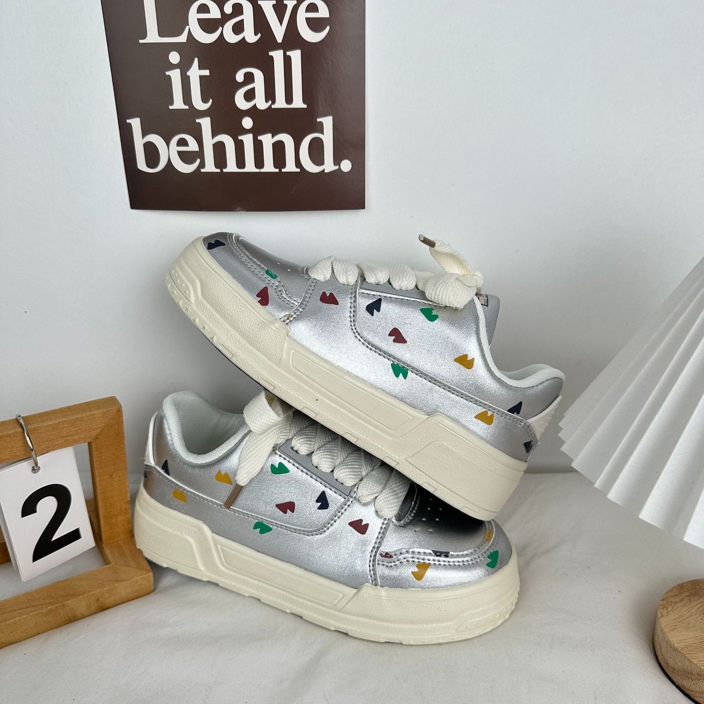 Nye Harajuku Blomstrede Lærredssneakers til Enhver Lejlighed