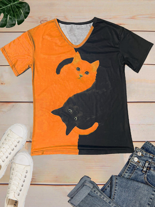 European And American V-neck Short-sleeve T-shirt With A Digital Print Of Small Animals