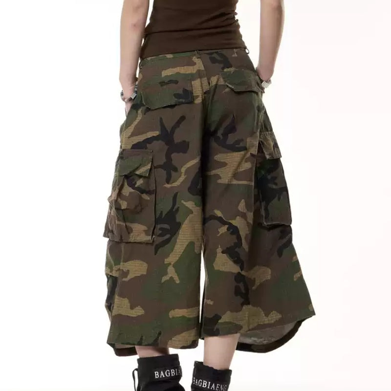 Retro Camouflage Workwear Shorts Loose Straight Wide Leg