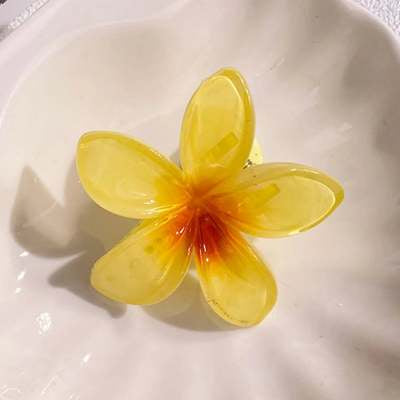 Plumeria Rubra Grip Flower Barrettes Female 4CM