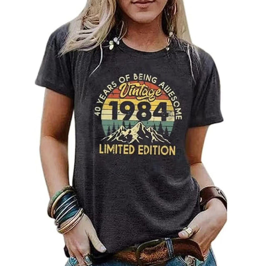Vintage 1984 festtop til kvinder med bogstavprint