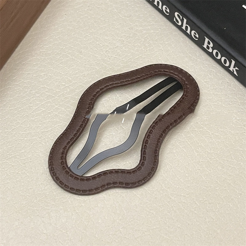 Female Leather Hollow Cloud Bangs Hair Clip