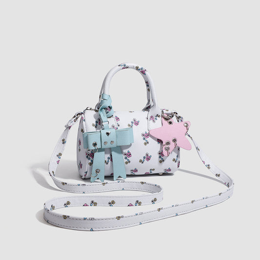 Sweet Hand-held And Shoulder Bag With A Petite Floral Bow Accessory