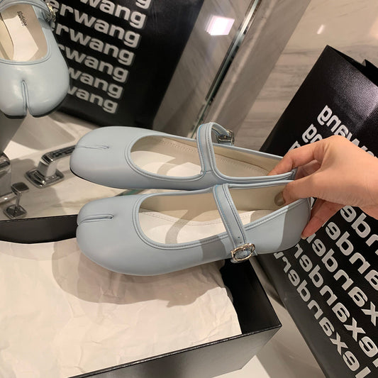 Straight Line Buckle Mary Jane Shallow Mouth Horseshoe Flat Sole Single Shoes