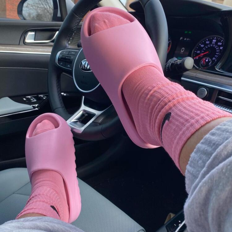 Women's Thick Bottom Sandals Stepping On Shit Slippers