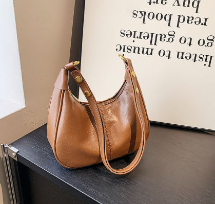 Retro Women's Fashion Personalized Messenger Bag