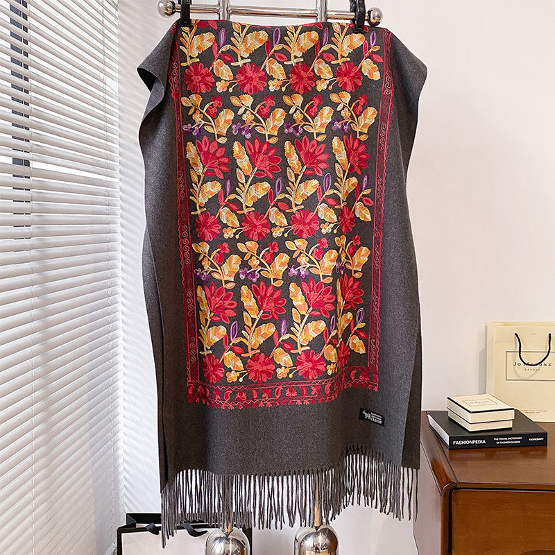Autumn And Winter Plant Flowers Embroidered Retro Artistic Ethnic Style Cashmere-like