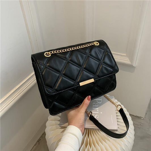 Large Capacity Chain Shoulder Solid Color Casual Bag