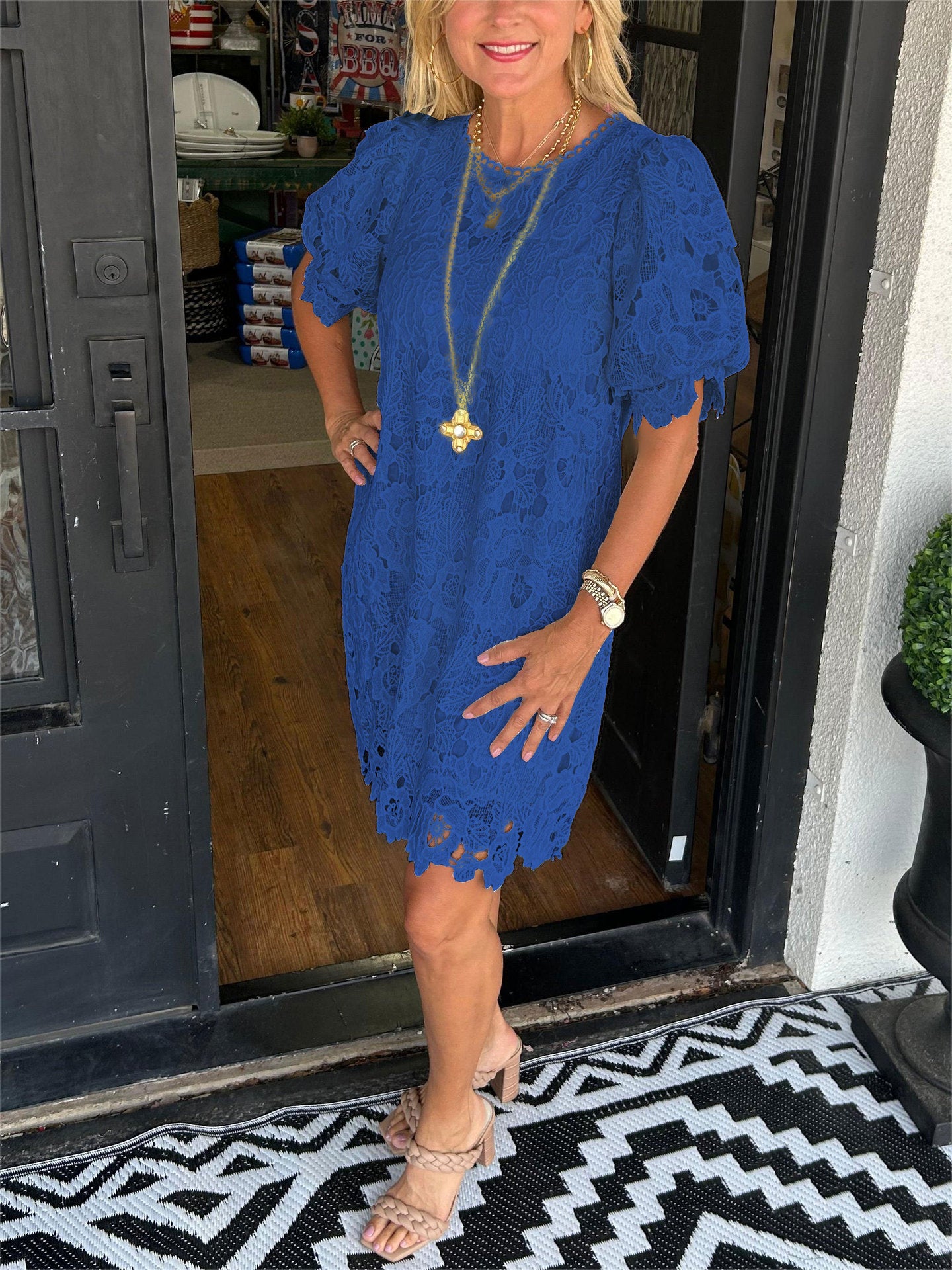 Womens Fashionable Lace Short-sleeve Dress