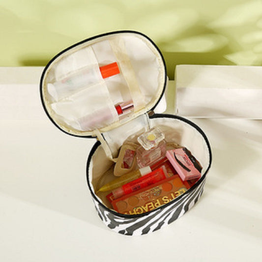 Retro Simple Cosmetic Bag Large Capacity Fashion Portable Storage