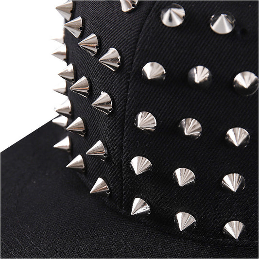 New Street-style Edgy Fashion Cap With Rivets