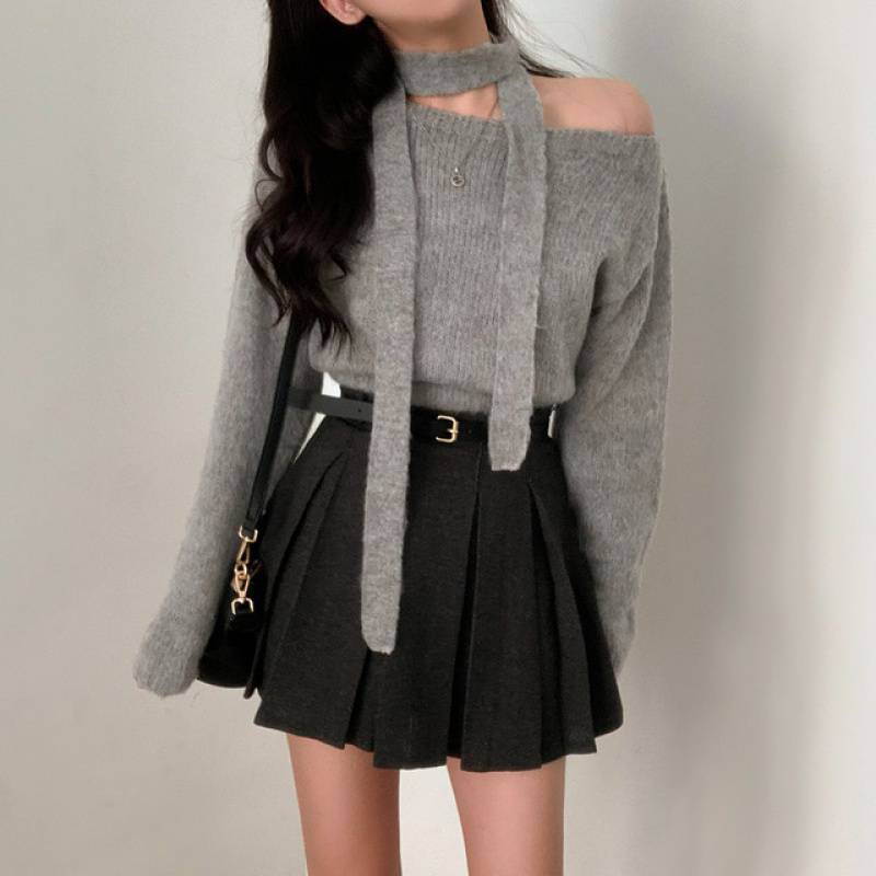 Women's Off-shoulder Long-sleeved Sweater Temperament Wild