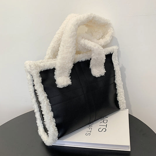 Fashion Portable Casual Western Style One-shoulder Furry Messenger Bag