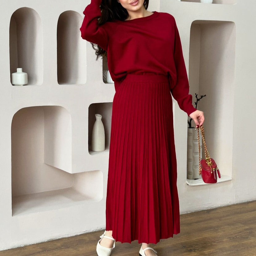 Women's Fashion Round Neck Solid Color Long Sleeved Pleated Skirt Set