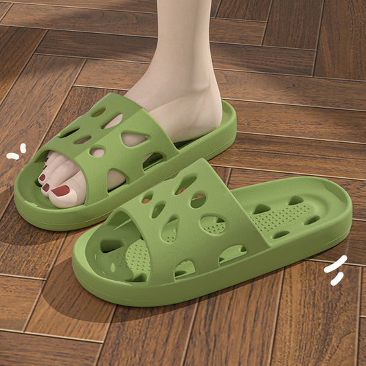 Cute Bear Home Slippers Summer Fashion Thick Bottom Non-slip Bathroom Slipper Women Men Couples Shoes