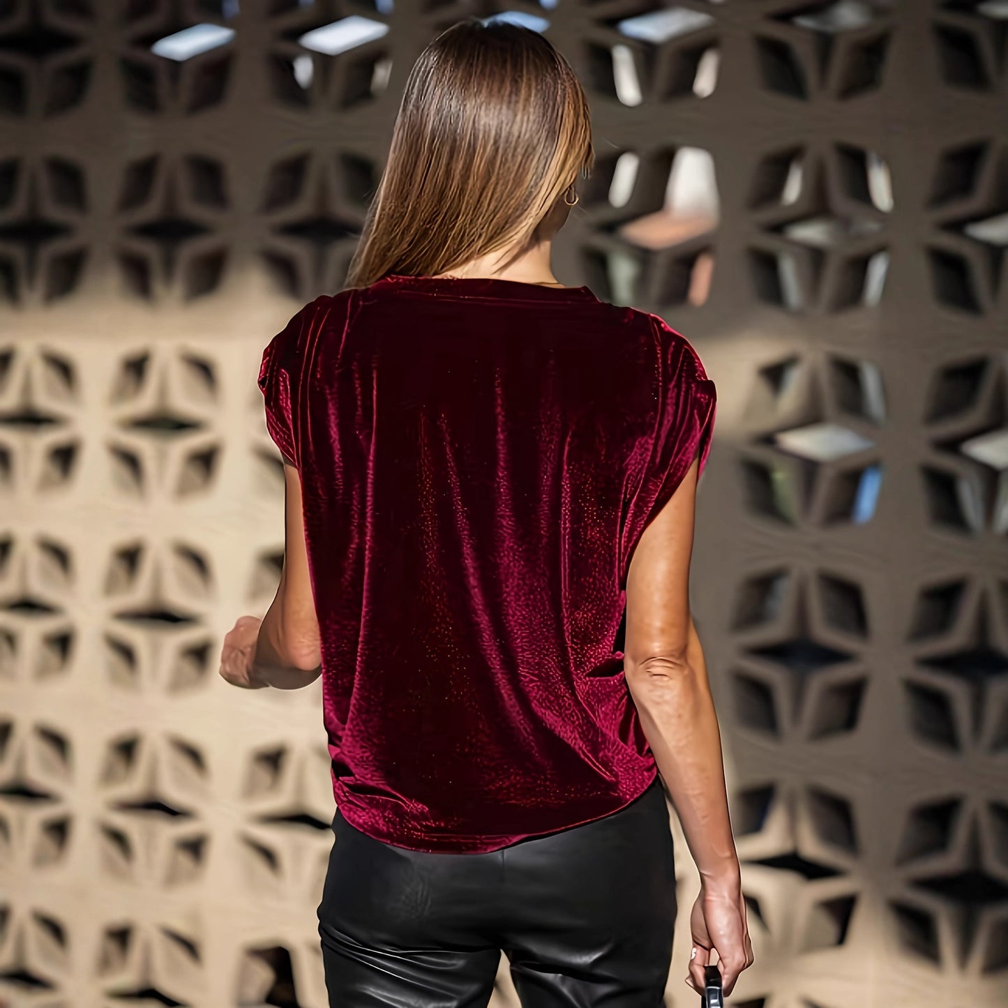 New Velvet Tops For Women From Europe And The US
