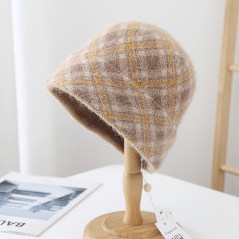 Warm Keeping Diamond Plaid Color Hat Is Fashionable