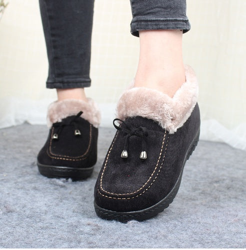 Thicken Old Shoes To Keep Warm In Winter