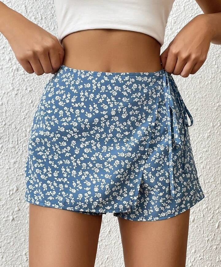 Blomstrede Snørebånds-shorts med Høj Talje Afslappet og alsidig til Kvinder
