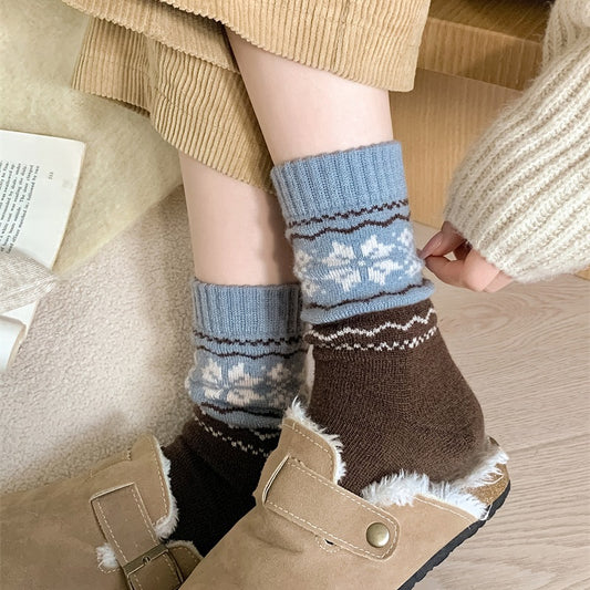 Womens Fashionable Retro Wool Striped Socks
