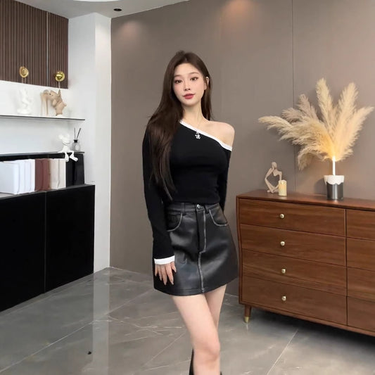 Women's Long-sleeved Contrast Color Slim Fit-letter Off-shoulder Top