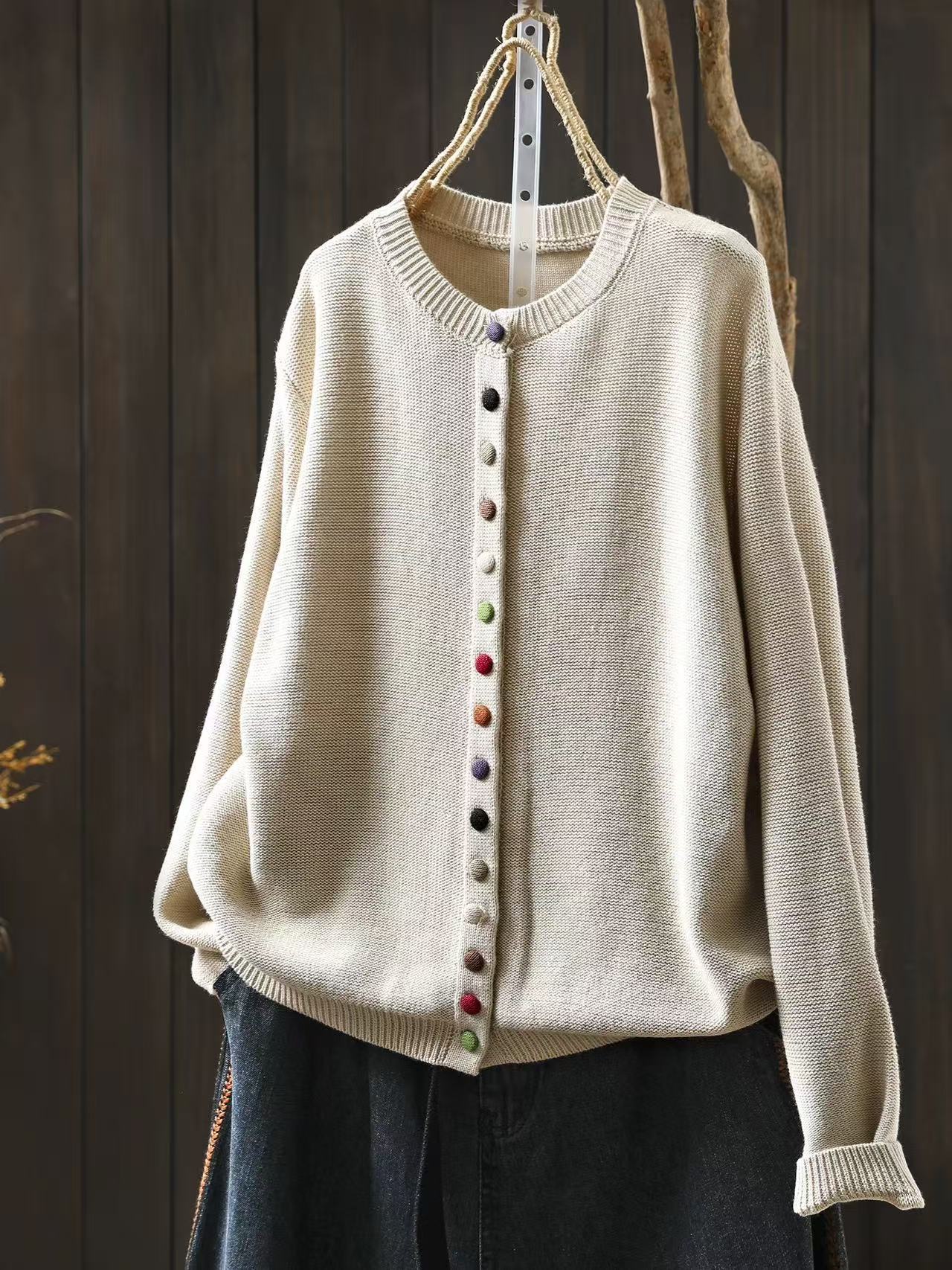 Women's Cotton Knitted Cardigan With Color Buckle Fashion Loose