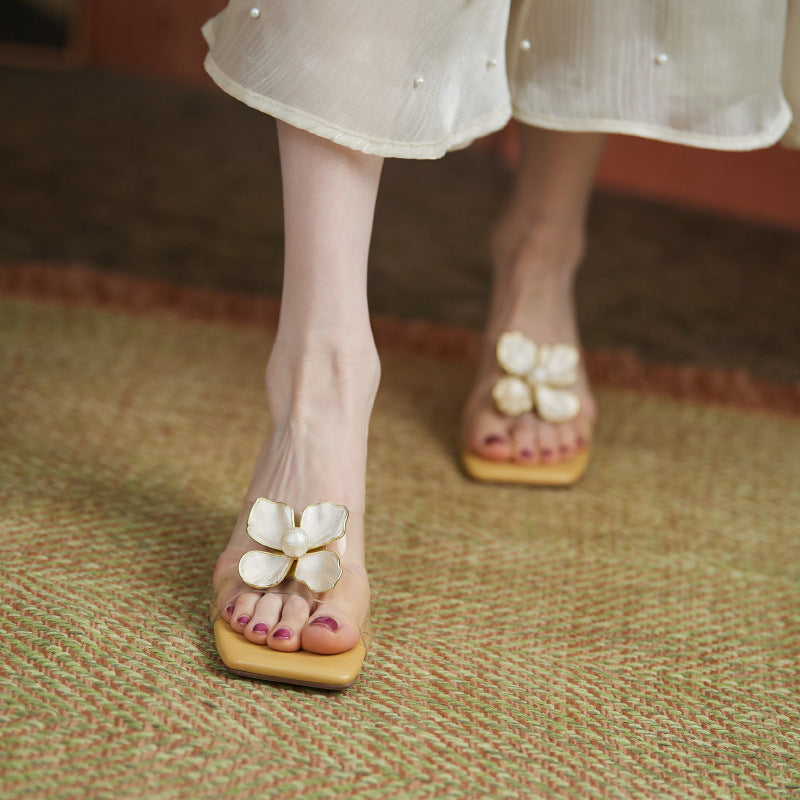 Thick And Versatile Fashion Sandals With The Word In Word