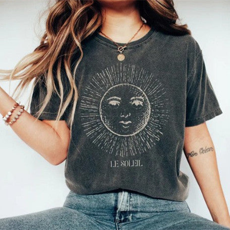 Europæisk og amerikansk forårs- og sommerløs T-shirt med rund hals og digitalprint i afslappet stil
