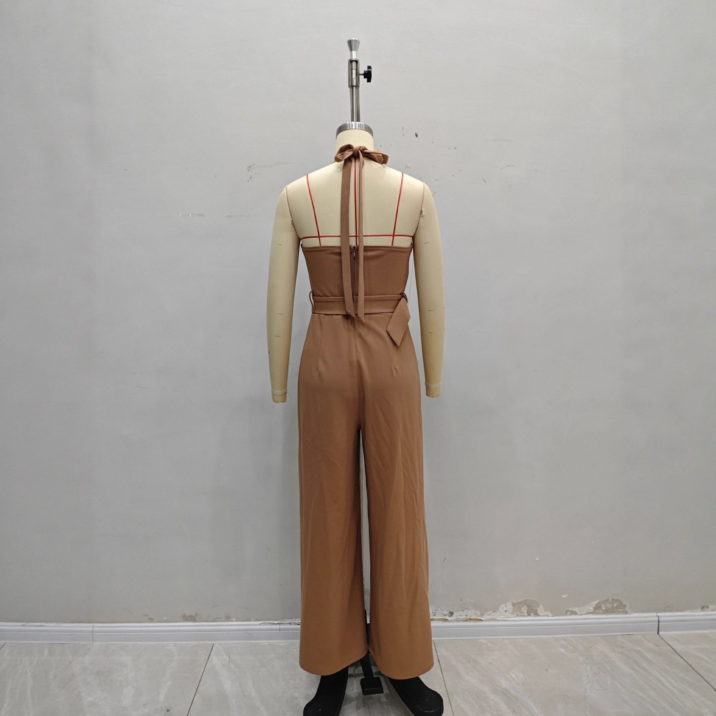 Womens Minimalist Sleeveless Form-fitting Wide-leg Jumpsuit With A Waist Belt