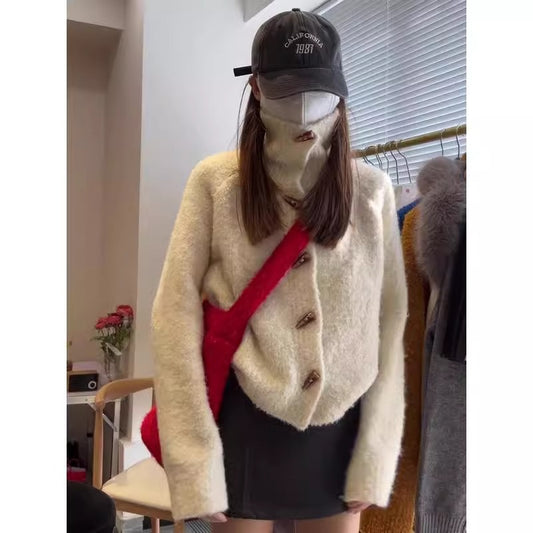 Elegant Soft And Warm Top For Spring And Autumn