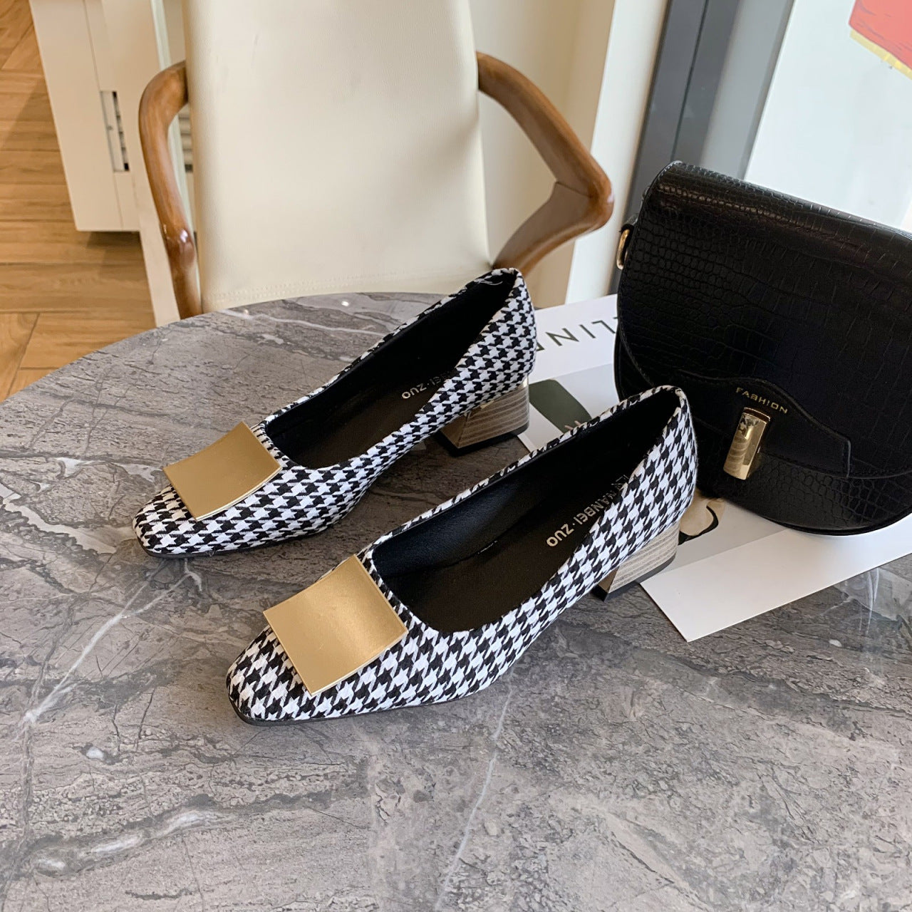 Thick-heeled Shallow Mouth All-match Evening Shoes With French Square Buckle