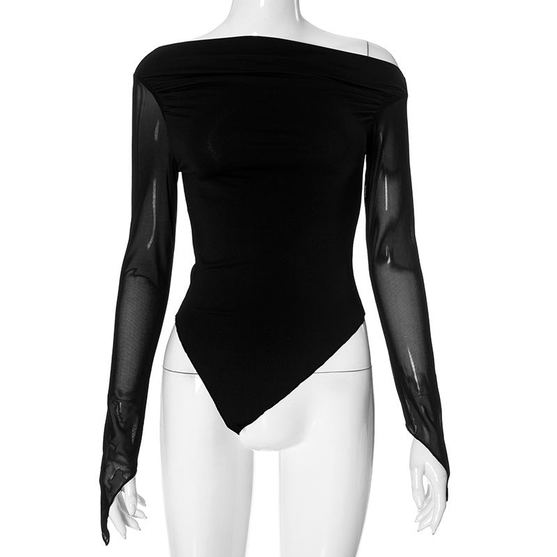 One-shoulder kold skulder design voile mikro-transparent plisseret uregelmæssig T-shirt top til kvinder