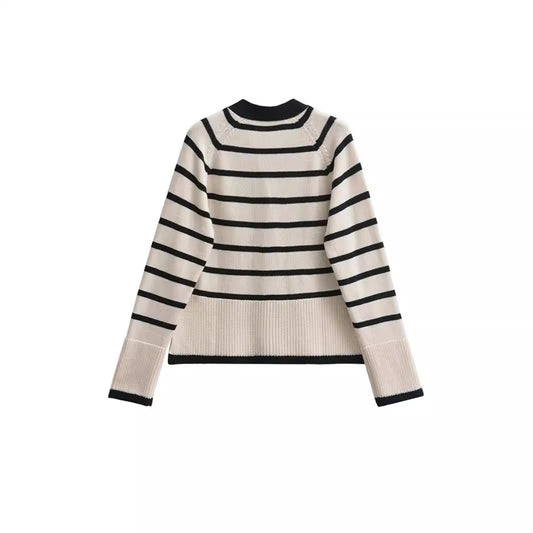 V-neck Loose And Idle Contrast Color Striped Knitted Coat