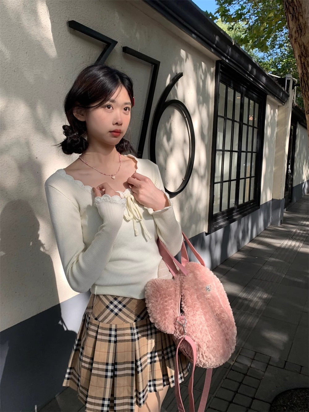 Women's Slim-fit Lace Up Bow U-neck Bottoming Shirt Top