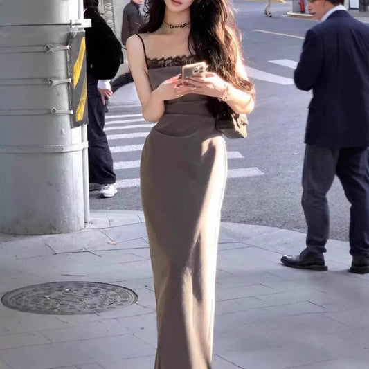 Summer Sophisticated, Waist-cinching, Figure-flattering Maxi Dress