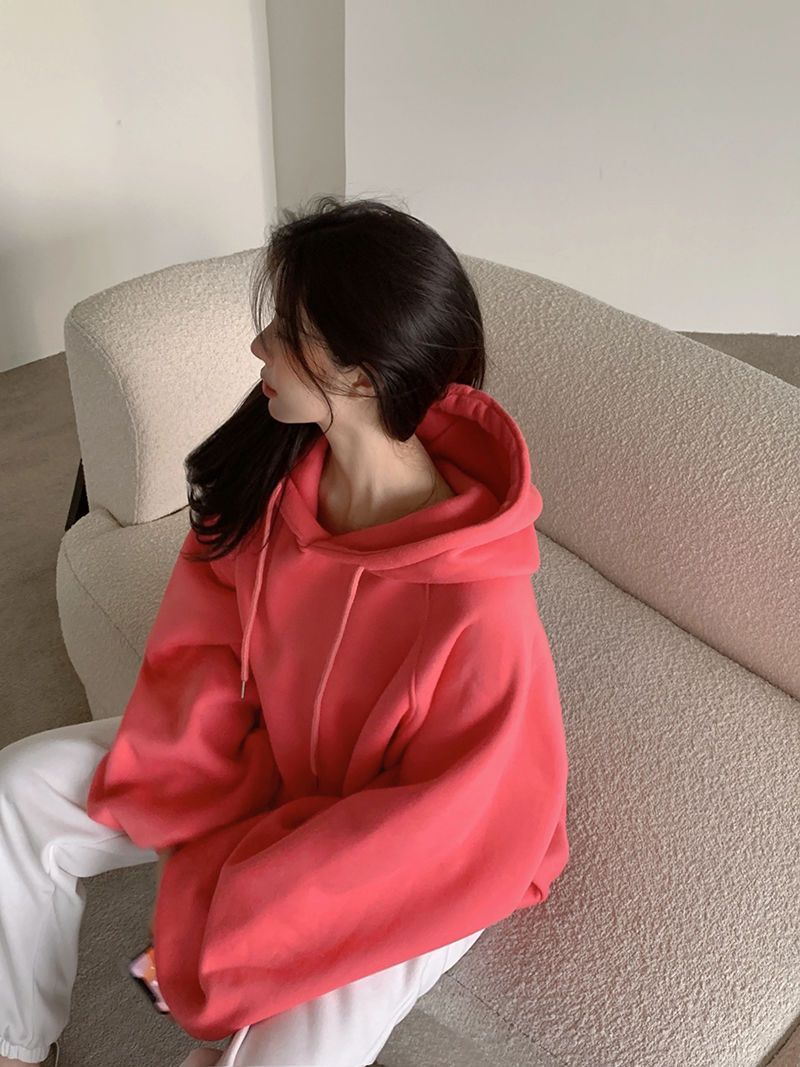 Løs ensfarvet pullover med hætte til kvinder