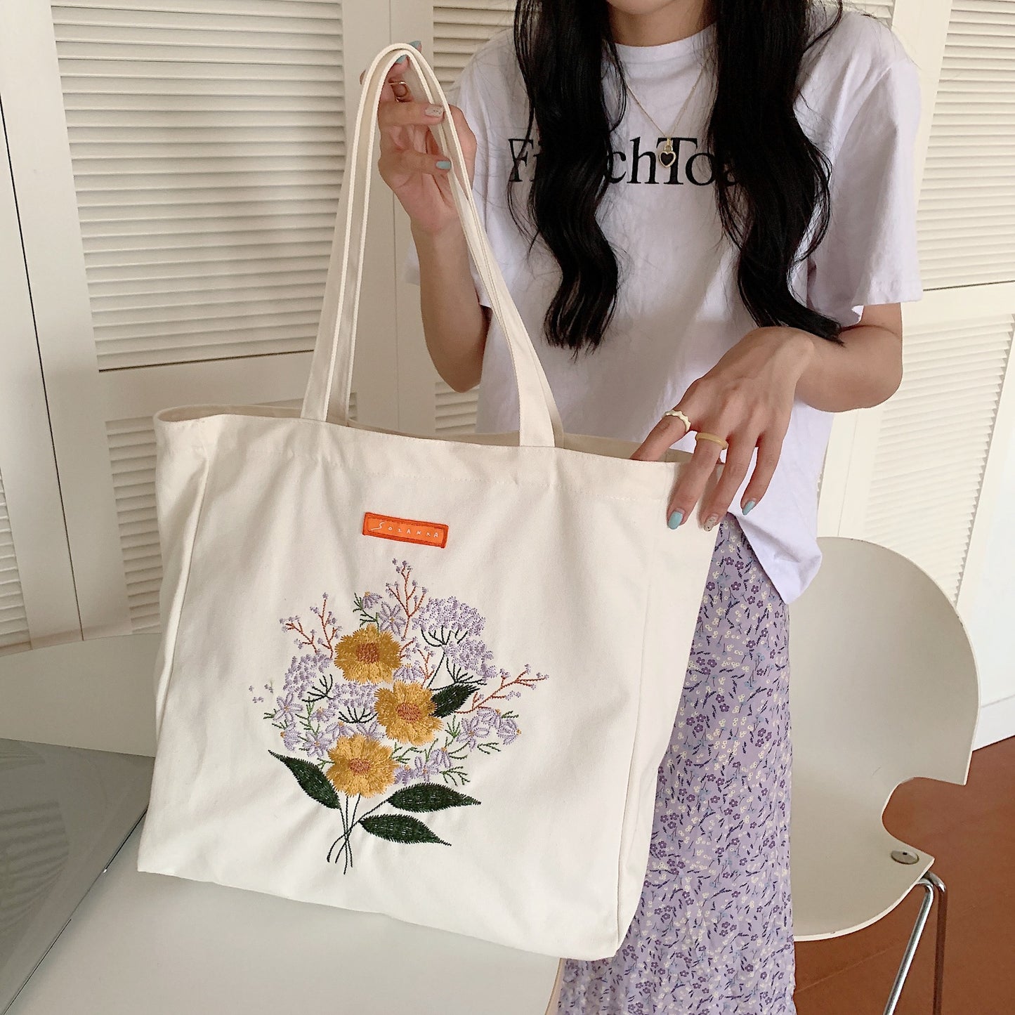Korean Version Embroidered Flower Canvas Bag Ins Lazy Style Art College Students