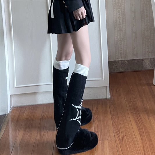 Sweet And Cool Spider With Knitted Socks Double Side Wearable