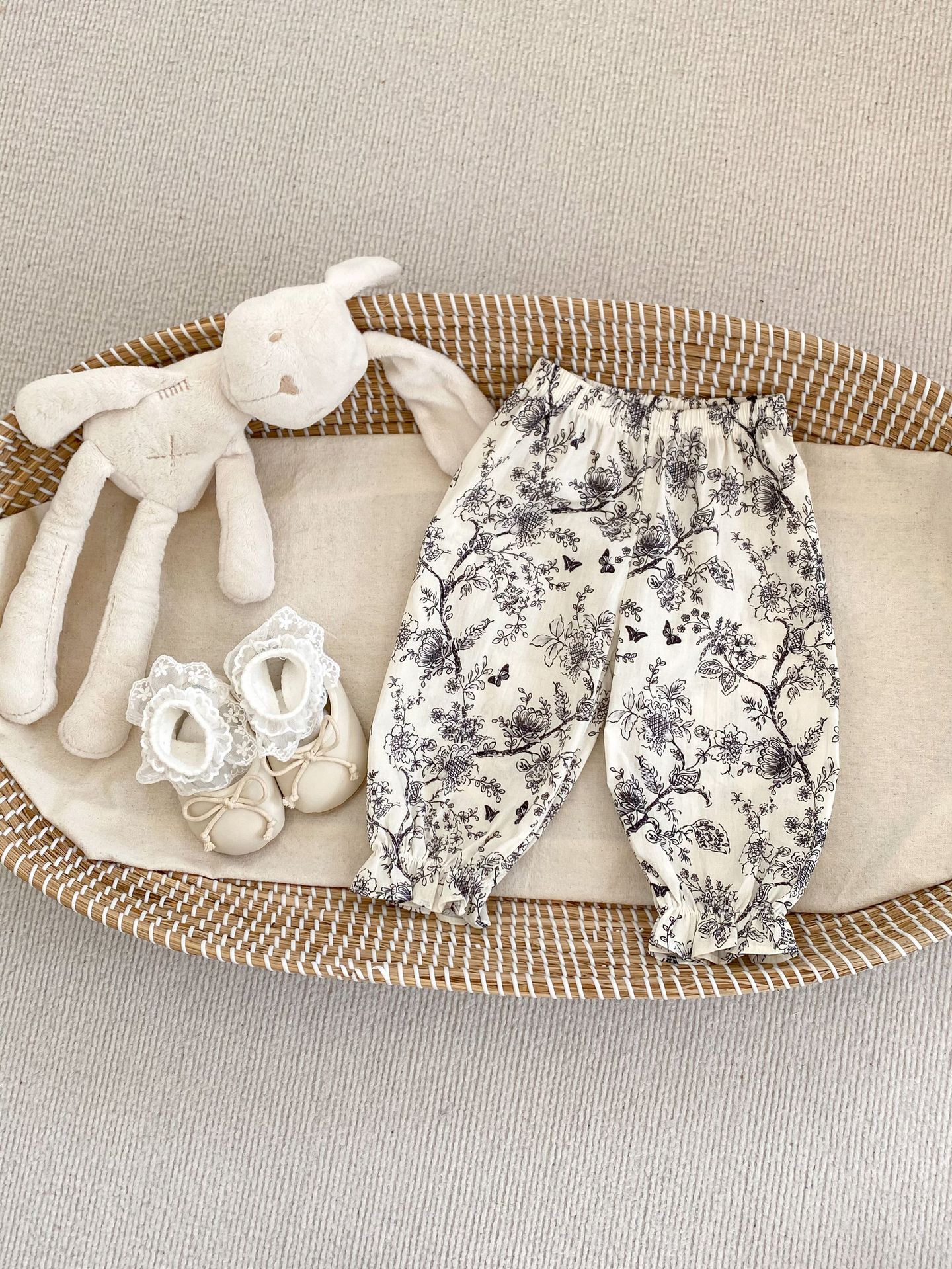 Thin Breathable Ankle-tied Puff Pants