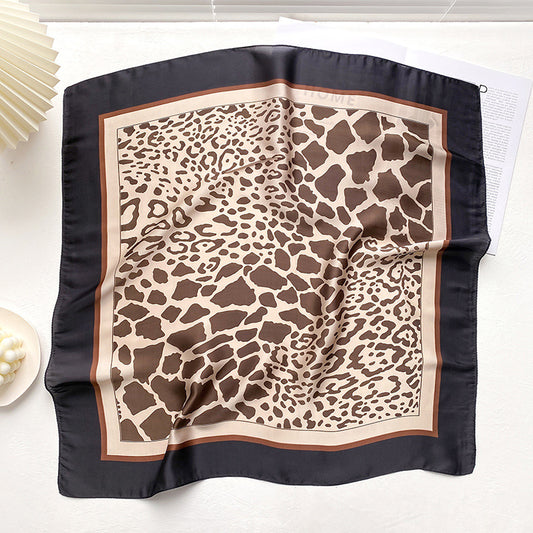 Simple Wild Fashion Color Matching Color Simulation Silk Square Scarf