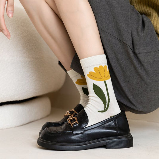 Women's Retro Autumn Simplicity All-match Flower Tube Socks Combed Cotton